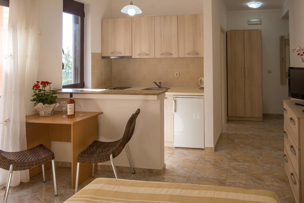 Apartments Lumiere Rafailovici Luaran gambar